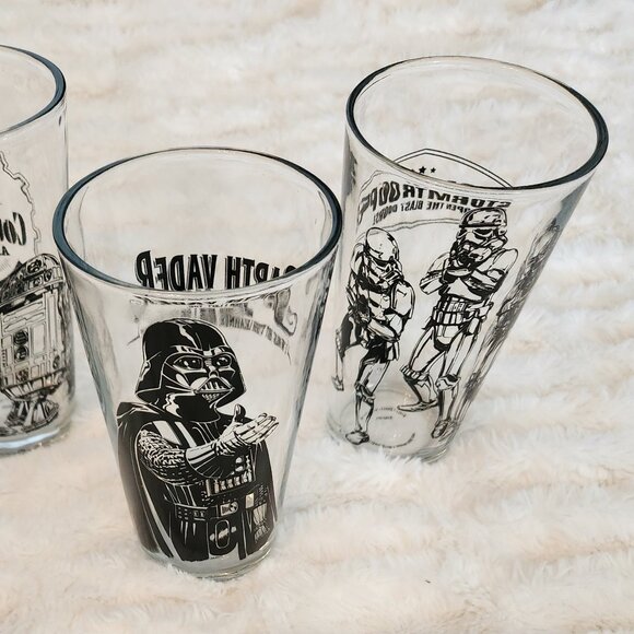Star Wars 3-Pint Glass Set (Darth Vader, Stormtrooper & C3PO & R2-D2), Decor - Picture 3 of 11